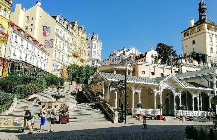 Hotel Ester Karlovy Vary Exterior foto